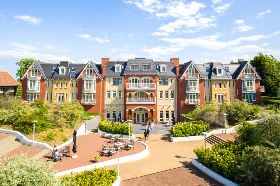 Grand Hotel Ter Duin | Luxe strandbeleving in een 4* hotel aan de Zeeuwse kust | incl. diner - afbeelding 1