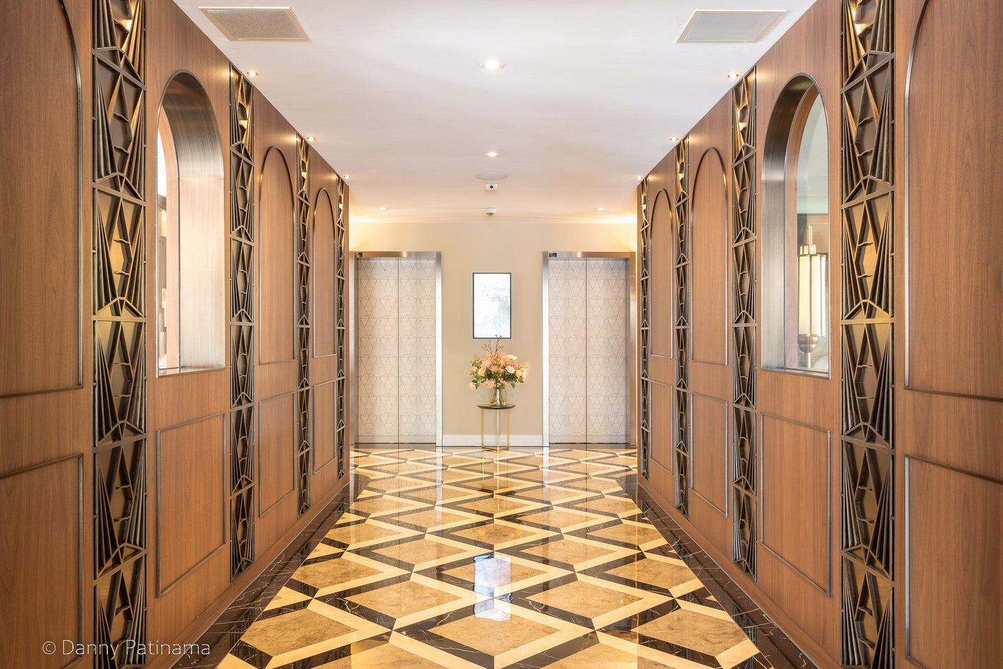 Grand Hotel Valies | Overnacht in een luxe hotel in het centrum van Roermond op 5 minuten afstand van de Designer Outlet - afbeelding 4