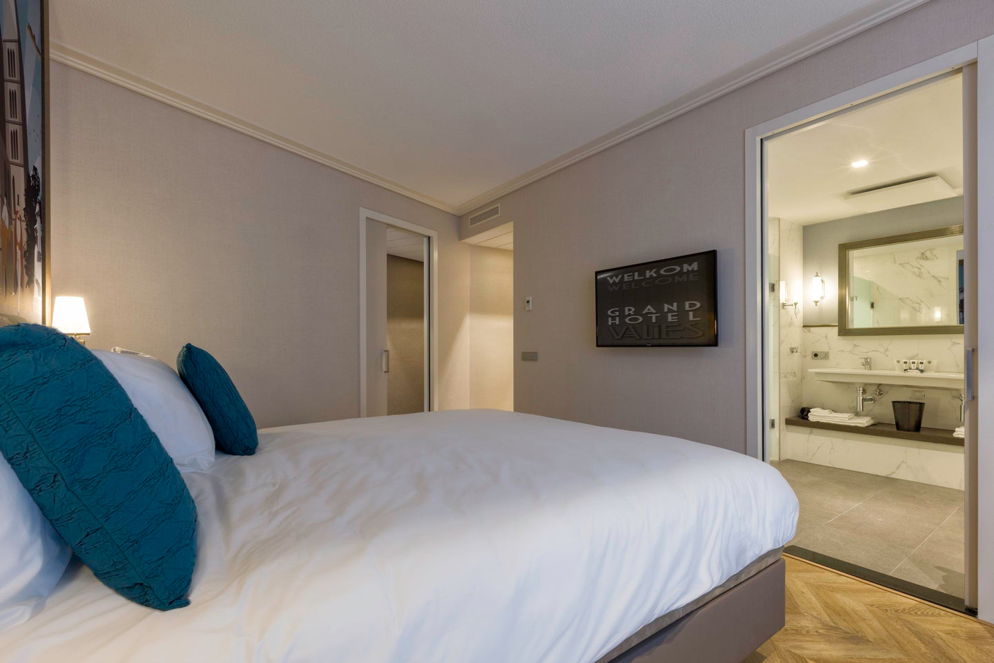 Grand Hotel Valies | Overnacht in een luxe hotel in het centrum van Roermond op 5 minuten afstand van de Designer Outlet - afbeelding 10