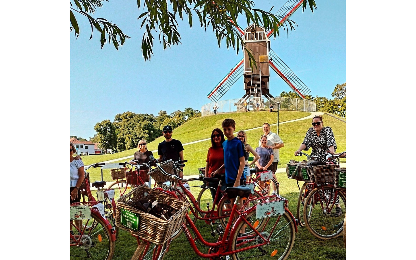 Retro Bike Tour - Premium Fietstour van 2.5 u door Brugge - afbeelding 3