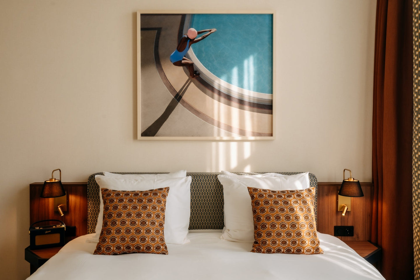 Hotel De Plesman | Geniet van een culinaire overnachting in voormalig KLM-hoofdkantoor | incl. 3-gangendiner - afbeelding 3