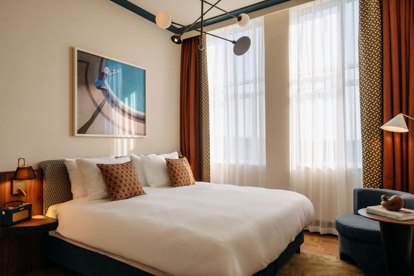 Hotel De Plesman | Geniet van een culinaire overnachting in voormalig KLM-hoofdkantoor | incl. 3-gangendiner - afbeelding 6