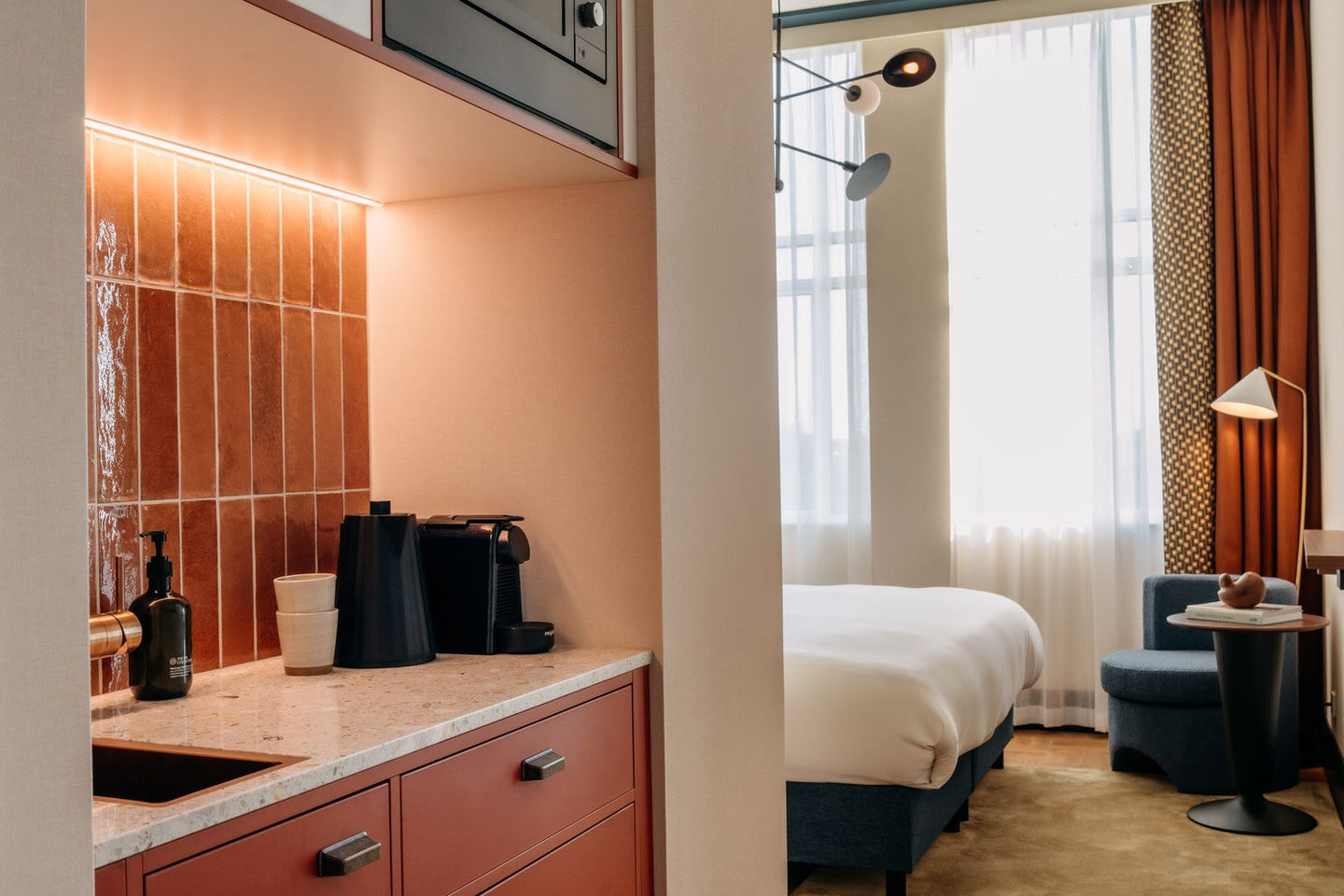 Hotel De Plesman | Geniet van een culinaire overnachting in voormalig KLM-hoofdkantoor | incl. 3-gangendiner - afbeelding 10